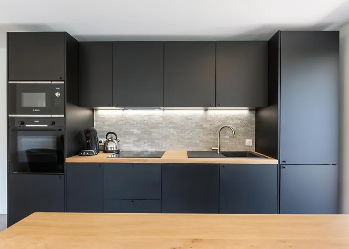 公寓 Rez De Jardin, Grande Terrasse Dans Avec Piscine